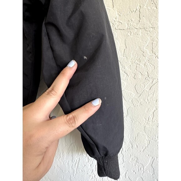 American Eagle Women’s Colorblock Puffer Jacket Black Blue Pink Size XS Outdoors - Picture 4 of 16